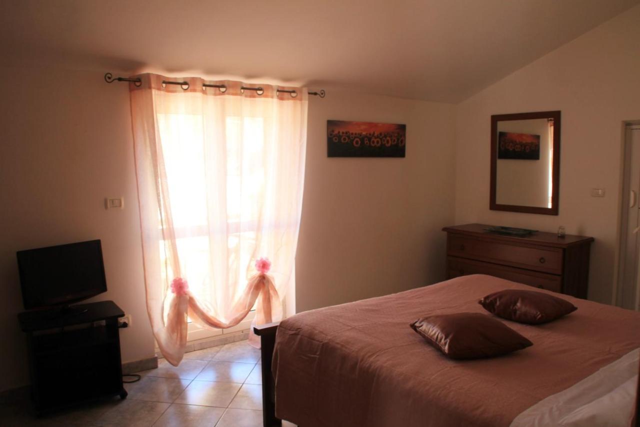 Mansarda Con Camino Apartment Montefranco Екстериор снимка